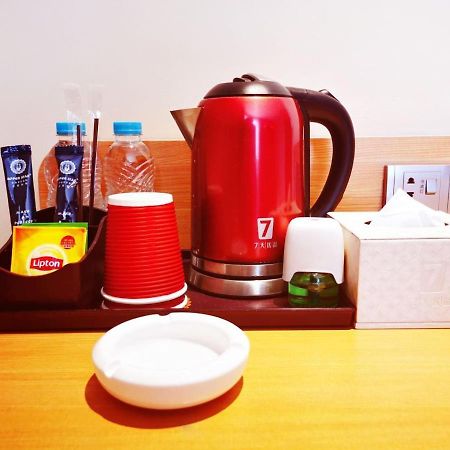 7天优品·哈尔滨和平路省政府店           外观 照片